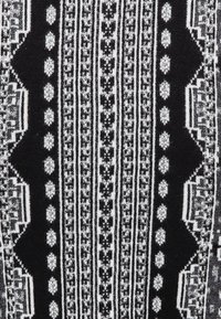 Desigual Sweter