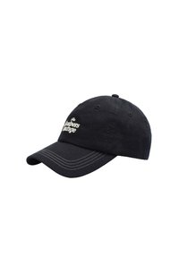 Gorra de béisbol de algodón negra con visera curvada, texto bordado "The Sneakers Lounge" en la parte frontal y acentos de costura blanca.
