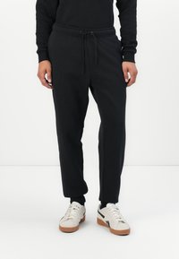 Only & Sons - ONSCERES LIFE - Tracksuit bottoms - schwarz Thumbnail Image 1