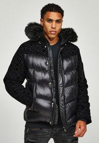 Glorious Gangsta LAVIN - Talvejope - jet black high shine