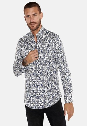 Weißes Langarmhemd mit blauem Paisleymuster, Slim Fit, Button-Down-Kragen und geknöpften Manschetten. Model zeigt die Vorderansicht.