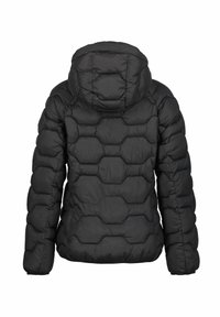 Sort quiltet puffjakke med hætte, set bagfra, med vandrette og hexagonale quiltningmønstre.