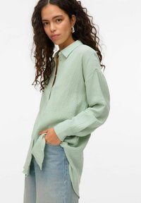Vero Moda Button-down blouse - silt green