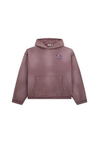 Felpa con cappuccio di un colore mauve tenue, realizzata in tessuto morbido. Presenta una tasca frontale e orlo sfilacciato con una patch del logo sul petto.