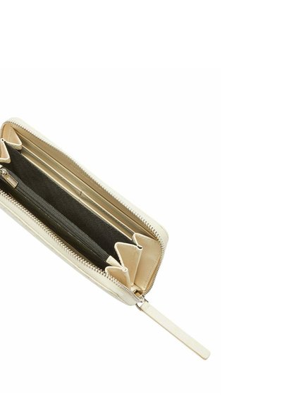 Portafoglio a zip di colore crema con esterno liscio, numerosi scomparti per schede, un compartimento con zip e un interno testurizzato.