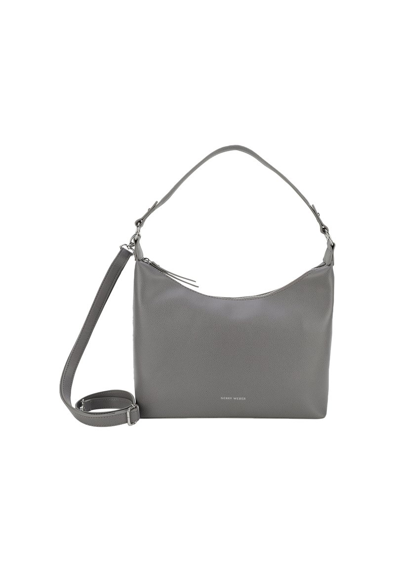 Borsa a tracolla in pelle grigia con finitura testurizzata, dotata di chiusura con zip, opzioni di doppia tracolla e un logo minimalista sul davanti.