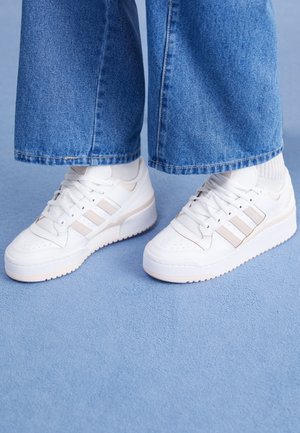 Baskets basses - white