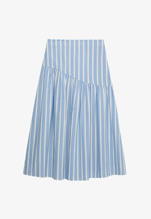 Falda midi de rayas verticales azules y blancas con una costura asimétrica fruncida que crea una silueta acampanada.