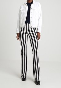 United Colors of Benetton Neule - dark blue