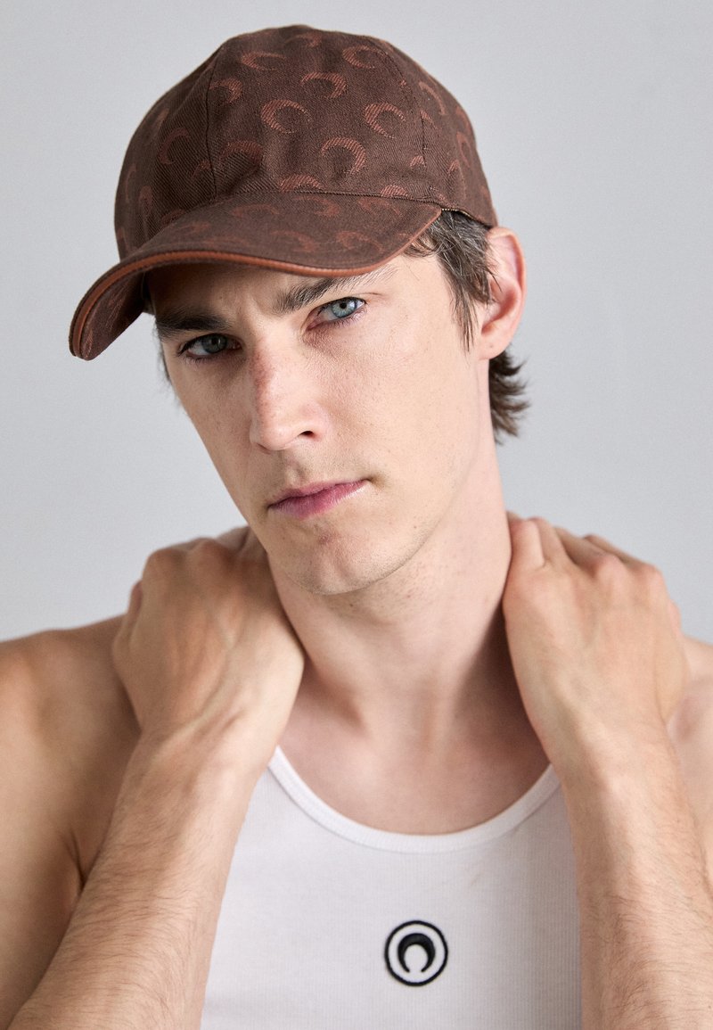 MARINE SERRE MOON BASEBALL UNISEX - Cap - deep brown/dark  display picture 3
