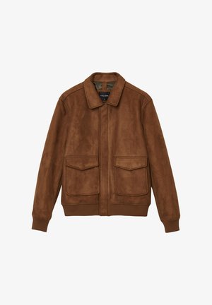 Braune Wildlederjacke mit Kragen, zwei Fronttaschen, gerippten Bündchen und einem gerippten Saum. Glatte Textur und einfaches Design ohne Verzierungen.