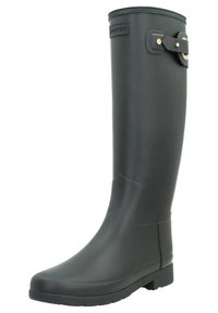 Refined Point Toe Eyelet Buckle Slip-Ons