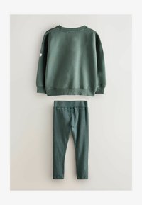 Nepasirinkta, washed green