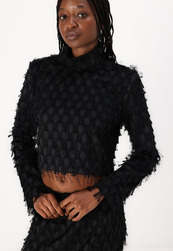 LYNETTE ABSTRACT FRINGES - Blouse4