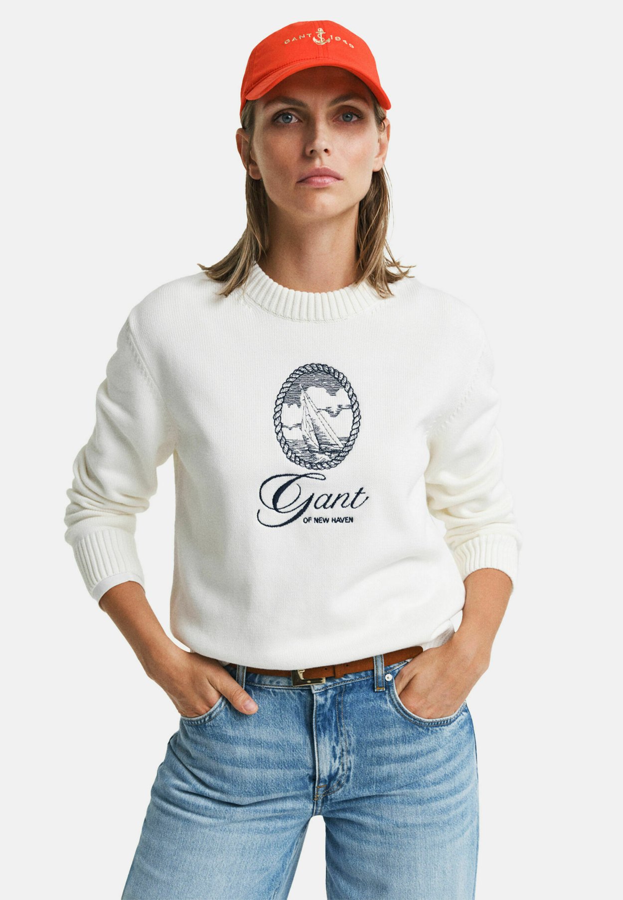 CREW NECK