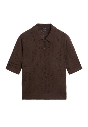 Bruin gebreid poloshirt met korte mouwen, een gestructureerd patroon en een knoopsluiting met drie knopen. Heeft een klassieke kraag en een open geweven ontwerp.