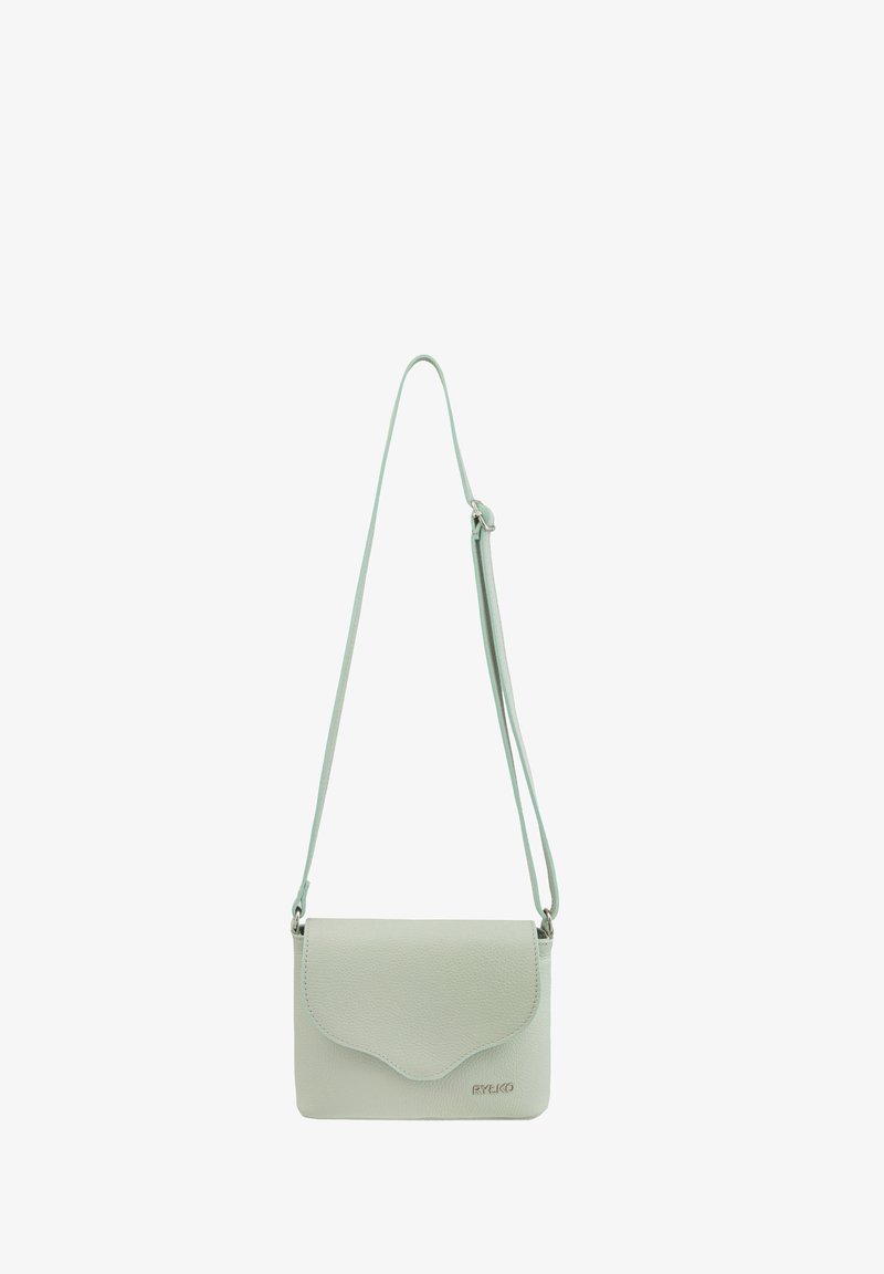 Borsa a tracolla in pelle verde menta con chiusura a pattina, bordi curvi e tracolla regolabile. Presenta il logo del marchio stampato sul fronte.