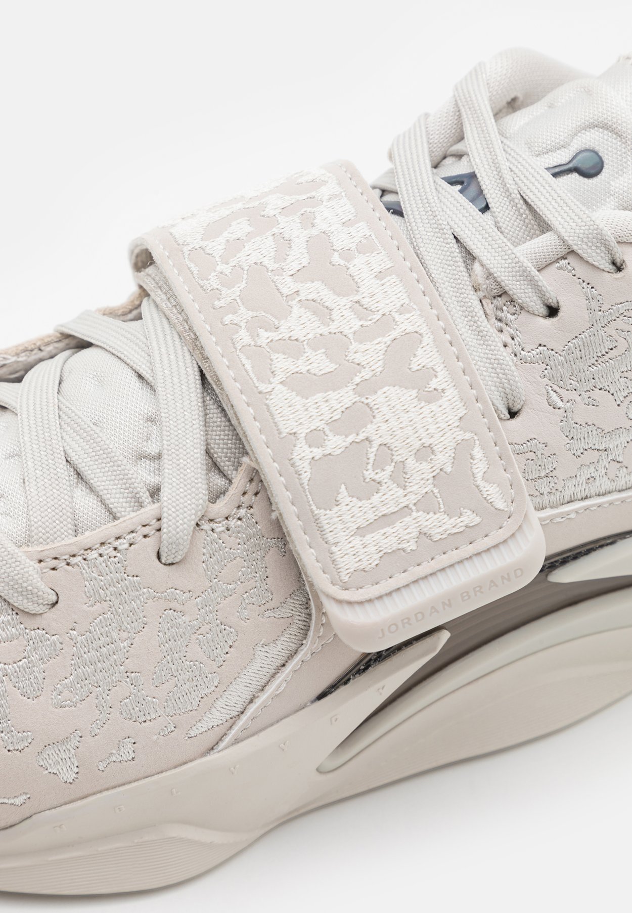 JORDAN 3 SE