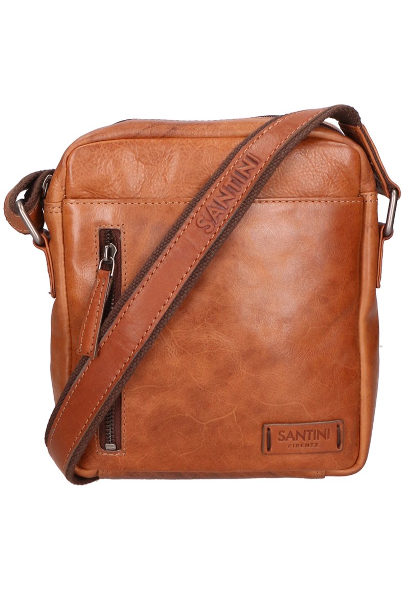 Borsa a tracolla in pelle marrone con finitura texturizzata. Dotata di tracolla regolabile, tasca con zip frontale e logo del marchio stampato nella parte anteriore inferiore.