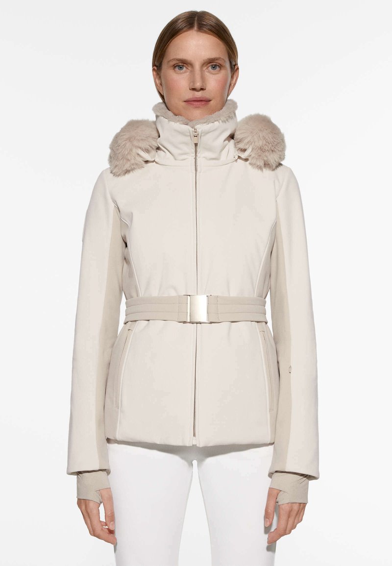 OYSHO 3M THINSULATE SKI FITTED Winter jacket beige Zalando