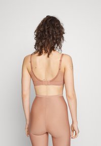 Triumph SMART - Push-up BH - sunkiss