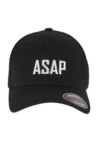 Căciulă neagră cu broderie albă pe față, scriind "ASAP". Design structurat cu un bor la curbat și o textură de țesătură netedă.