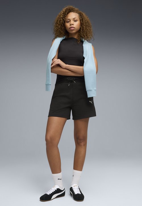 PUMA Pantalones cortos Casual de Mujer CLASS High-Waist 5" TR Negro — photo 2
