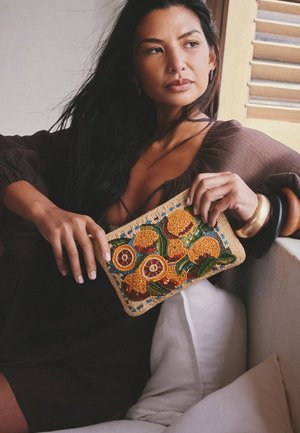 Next, BEADED POUCH . - Kulturbeutel - orange