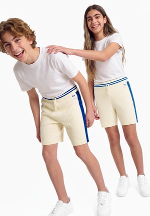 Mini Rodini, CABLE UNISEX - Къси панталони - off-white