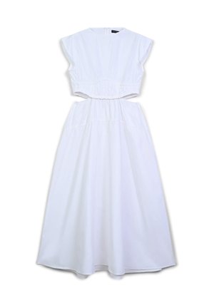 Weißes ärmelloses Kleid mit ausgeschnittener Taille, hohem Rundhalsausschnitt und langem, fließendem Rock.