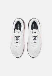 Nike Performance VERSAIR PRM - Treningssko - purple, grey