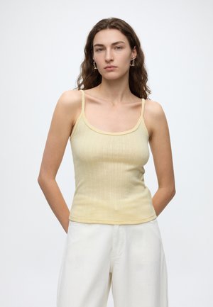 GAP POINTELLE SCOOP CAMI - Top - yellow