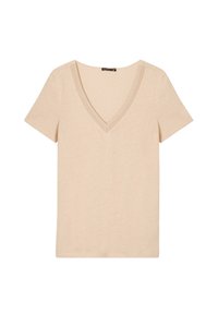 Beige V-hals T-shirt van zacht materiaal, met korte mouwen en contrasterende stiksels langs de halslijn. Eenvoudig ontwerp.