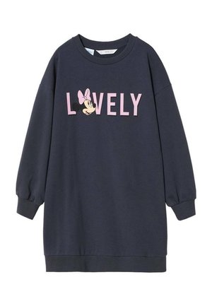 Marineblå sweatshirtkjole med lange ærmer, ribbet manchetter og kant. Har "LOVELY" med pink bogstaver og et lille billede af en karakter med en pink sløjfe.