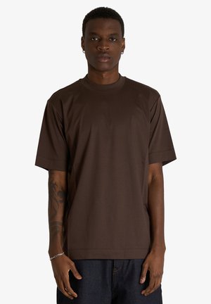 yes london, T-SHIRT - T-shirt basic - brown
