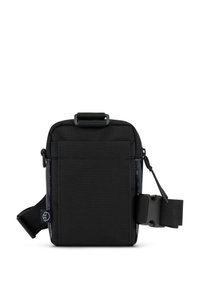 Borsa a spalla in nylon nero con forma rettangolare, tracolla regolabile e manico superiore. Presenta una tasca frontale e cuciture rinforzate.