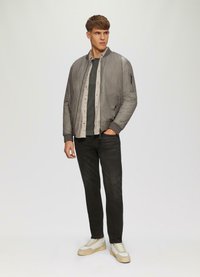 s.Oliver Langarmshirt - dunkelgrau