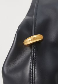 Furla Käsilaukku - black