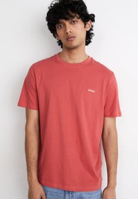 HUGO DERO - T-shirt basic - medium red