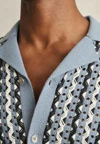 Reiss REGULAR FIT - ROULETTE TEXTURED CUBAN COLLAR  - Majica - airforce blue