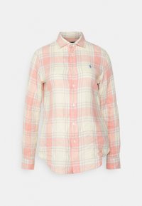 Camisa de cuadros en tonos crema claro y rosa, de mangas largas, con botones en la parte delantera, dobladillo redondeado y con un pequeño logo azul en el pecho.