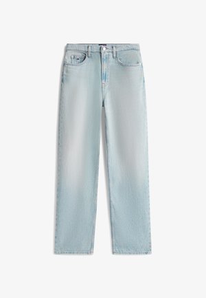 Lyseblå denimjeans med lige ben, klassisk fem-lomme-design og knaplukning i taljen.