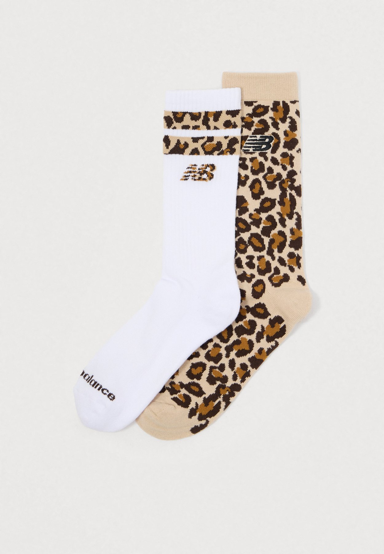 WOMEN'S LEOPARD PRINT SOCKS 2 PACK