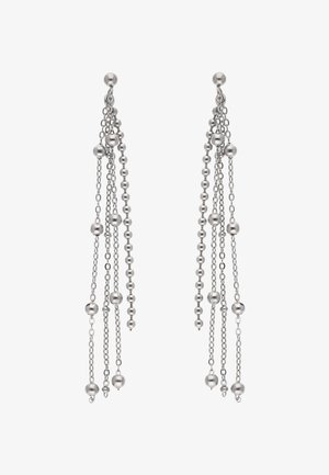 Srebrne kolczyki z wieloma nitkami łańcuszków z kulistymi koralikami w różnych rozmiarach, tworzącymi kaskadowy wzór.