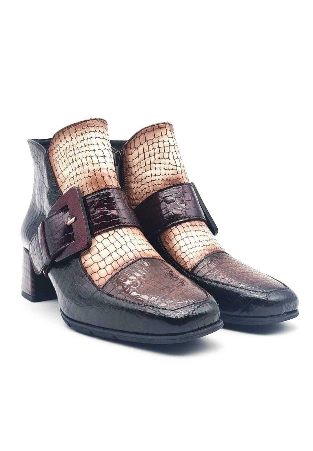 D-Chicas Botines camperos - brown/marrón - Zalando.es