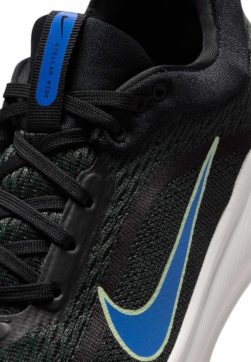 Nike STELLAR RIDE GS UNISEX - Road running shoes - black black spruce light liquid lime racer blue — foto 6