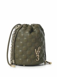 Borsa a sacco in pelle verde oliva con un motivo a bolle testurizzato; presenta un logo dorato e una tracolla con catena.