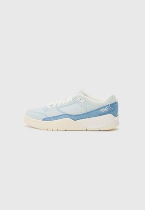 FLIGHT COURT - Treniņu apavi - sail/worn blue/gum light brown