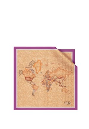 Sciarpa quadrata con stampa vintage della mappa del mondo in tonalità beige e marrone, bordo viola, piegata ad un angolo.
