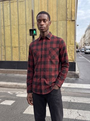 Urban Classics, CHECKED - Skjorter - black/burgundy